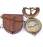 Samara Nautical Cadran solaire en laiton avec boîtier en cuir et chaîne – Boussole à pousser – Accessoire steampunk – Finition antique – Beau cadeau fait à la main – Belle horloge à cadran solaire